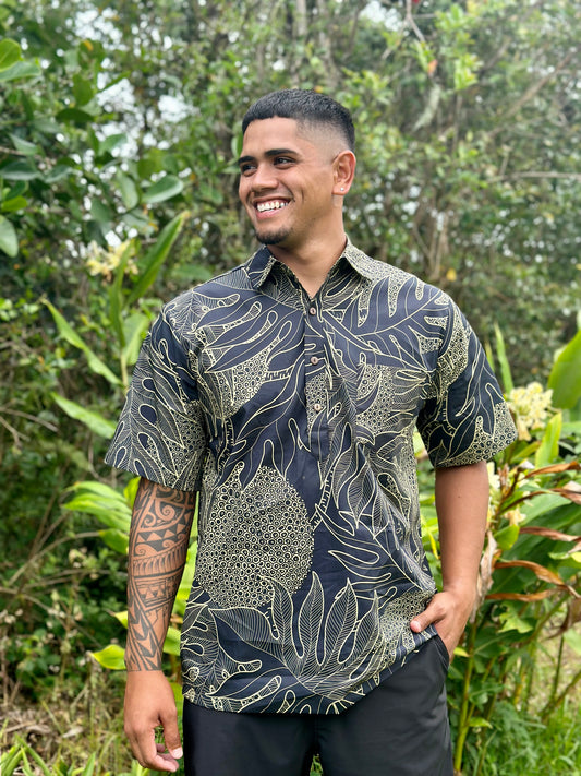 Menʻs Aloha Shirt Black/Gold Ulu